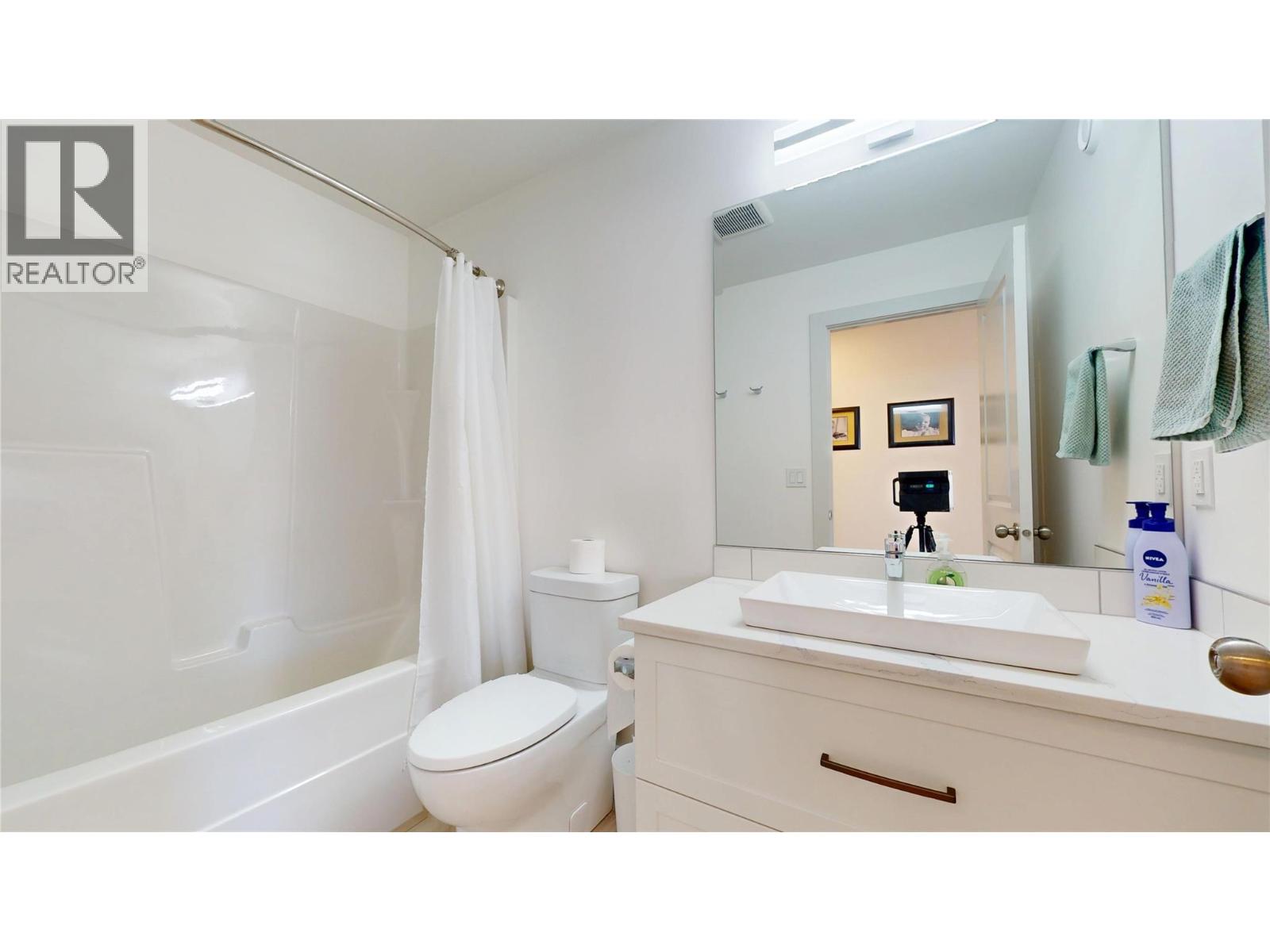 365 Legacy Lookout, Cranbrook, British Columbia  V1C 0E4 - Photo 29 - 10384497