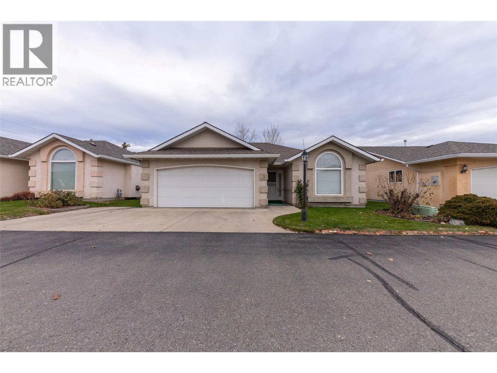 723 Singh Street Unit# 3, Kamloops, British Columbia  V2B 5C5 - Photo 1 - 10384496