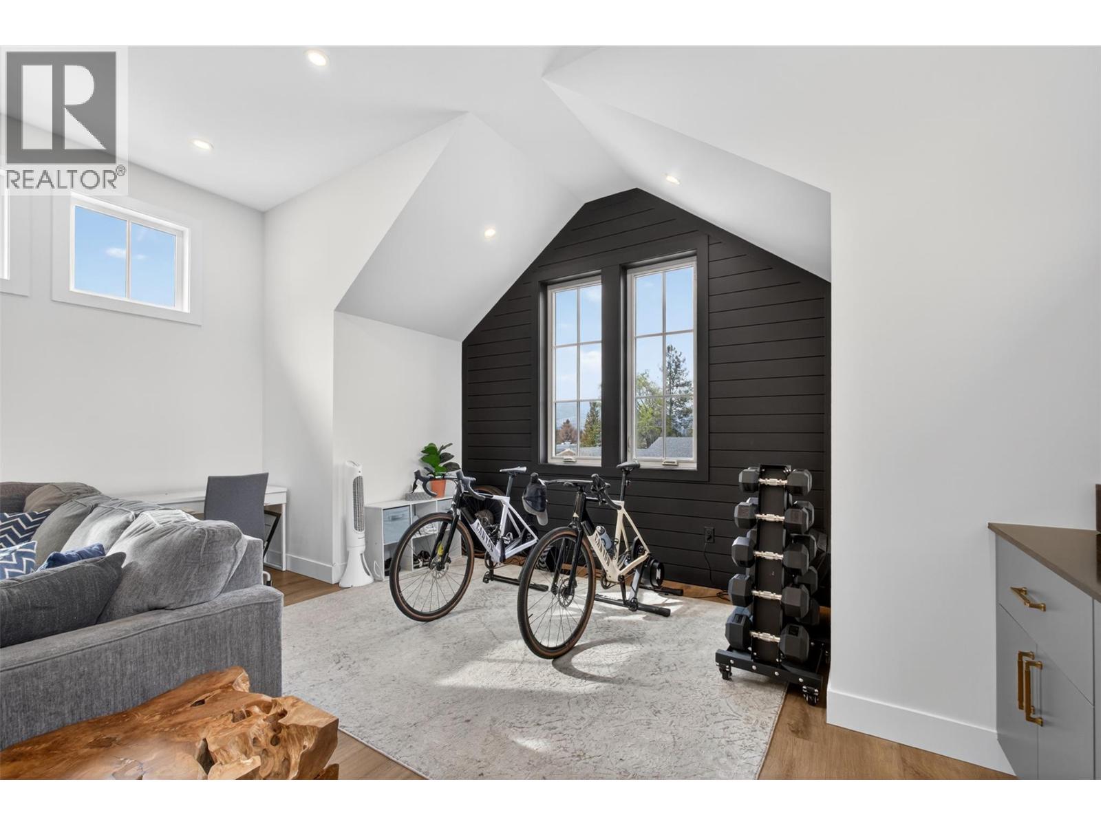 697 Balsam Road, Kelowna, British Columbia  V1W 1C1 - Photo 27 - 10382964