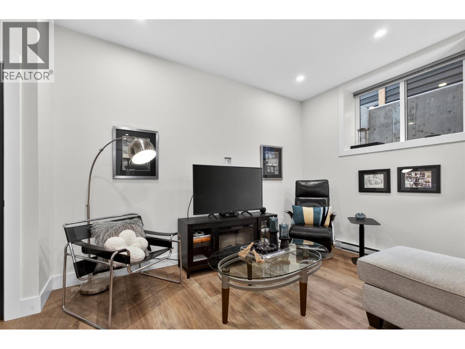 697 Balsam Road, Kelowna, British Columbia  V1W 1C1 - Photo 51 - 10382964