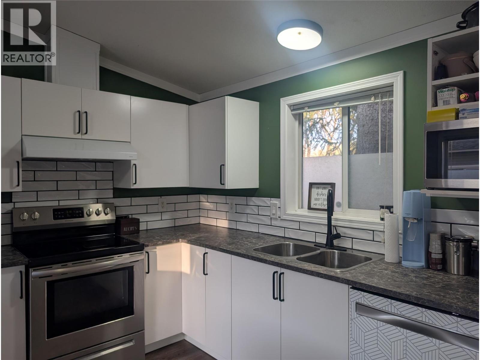 446 Mabel Lake Road Unit# A9, Lumby, British Columbia  V0E 2G5 - Photo 7 - 10384478