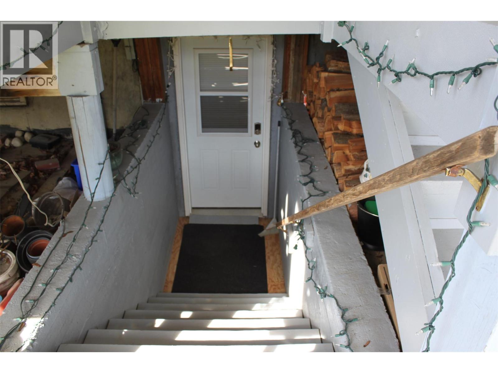 119 2nd Avenue Nw, Nakusp, British Columbia  V0G 1R0 - Photo 21 - 10384393