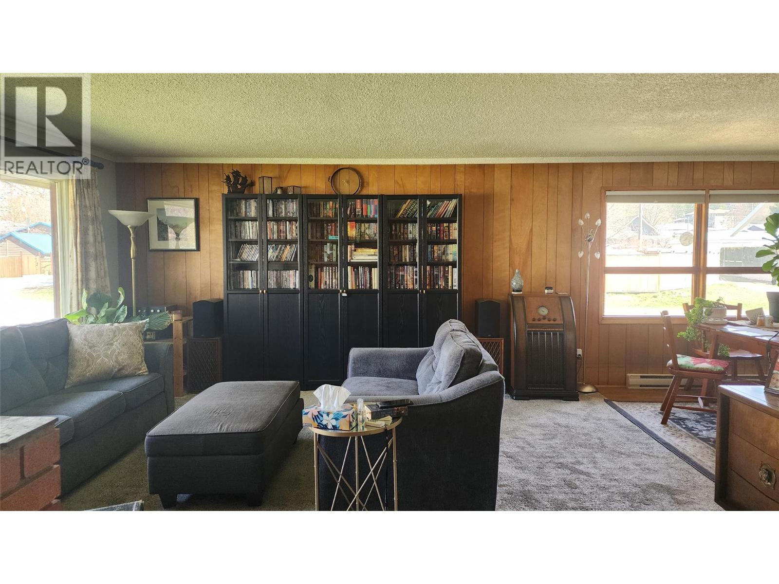 119 2nd Avenue Nw, Nakusp, British Columbia  V0G 1R0 - Photo 6 - 10384393