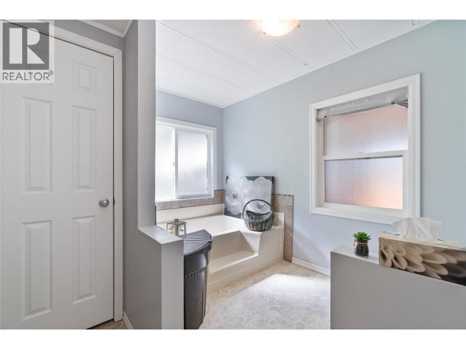 1361 30 Street Se Unit# 16, Salmon Arm, British Columbia  V1E 2N4 - Photo 23 - 10382678