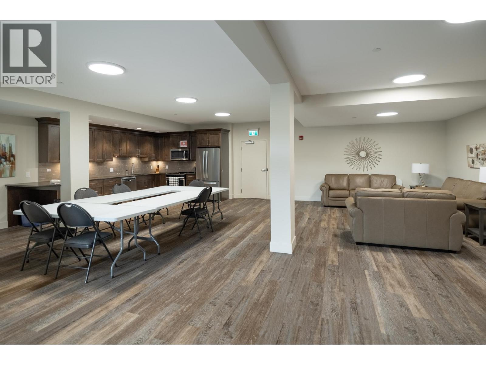 3865 Truswell Road Unit# 204, Kelowna, British Columbia  V1W 3K9 - Photo 26 - 10384312