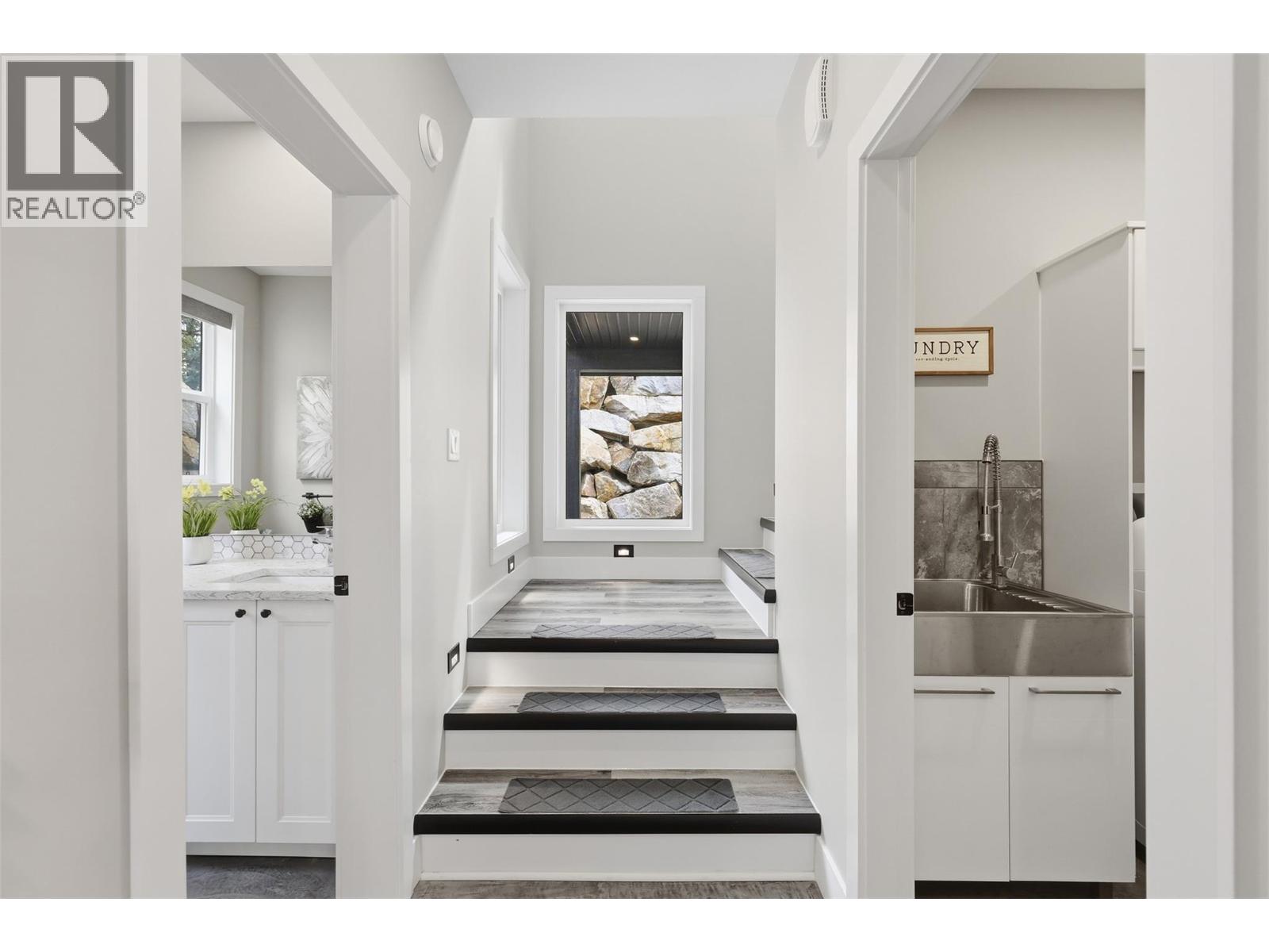 2533 Mountain View Drive, Sun Peaks, British Columbia  V0E 5N0 - Photo 42 - 10384505