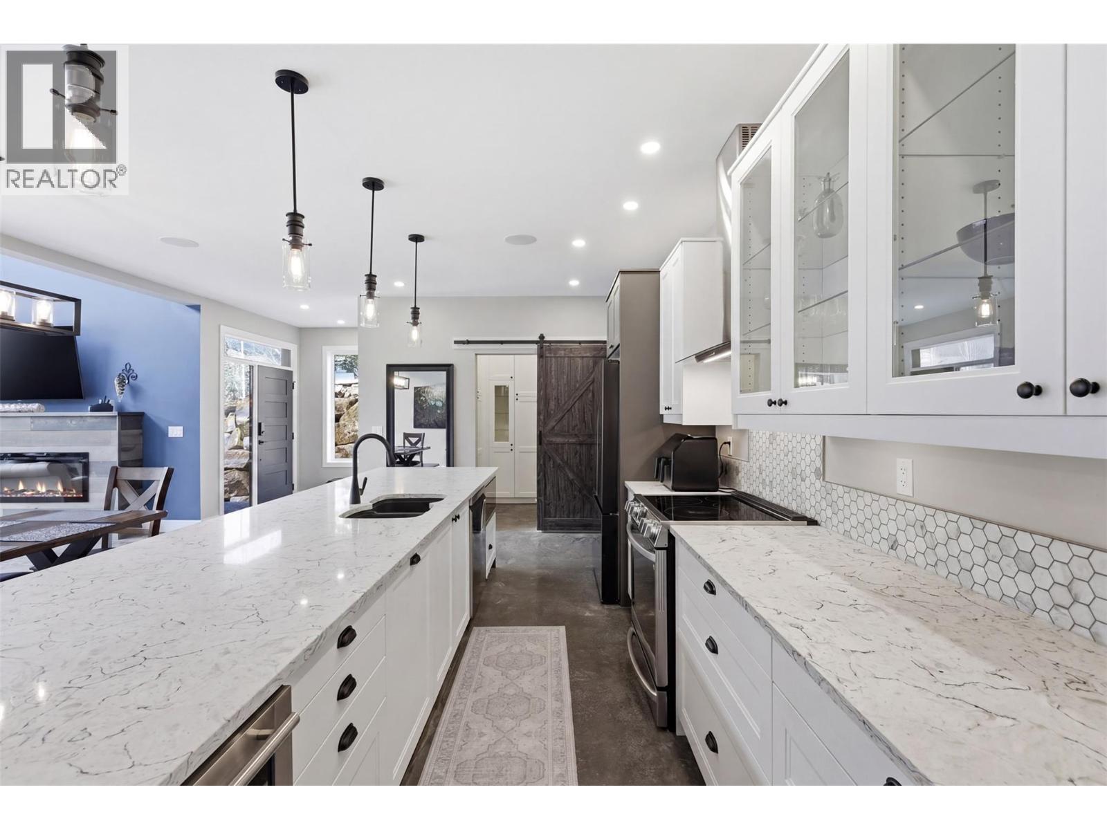 2533 Mountain View Drive, Sun Peaks, British Columbia  V0E 5N0 - Photo 5 - 10384505