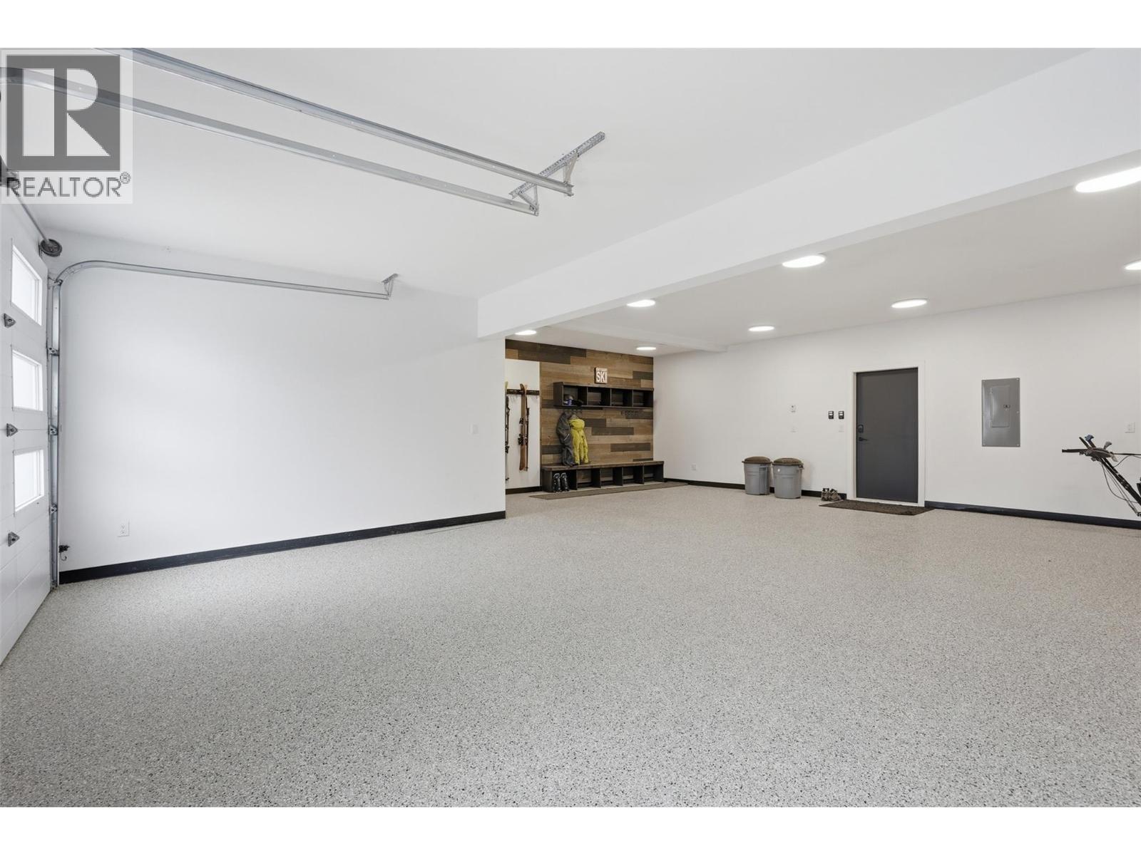 2533 Mountain View Drive, Sun Peaks, British Columbia  V0E 5N0 - Photo 70 - 10384505