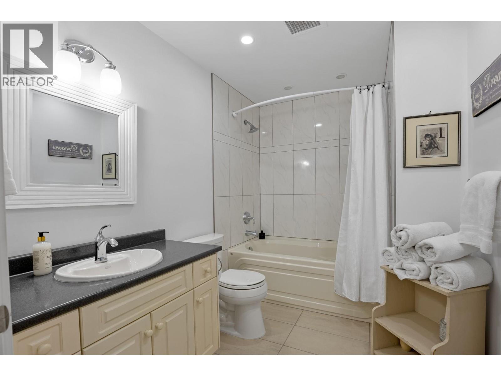 7991 Alpine Road, Kelowna, British Columbia  V1Z 3V8 - Photo 43 - 10384116