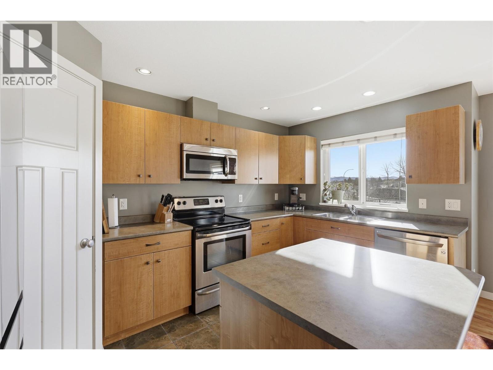 1250 Aberdeen Drive Unit# 7, Kamloops, British Columbia  V1S 0C1 - Photo 12 - 10383429