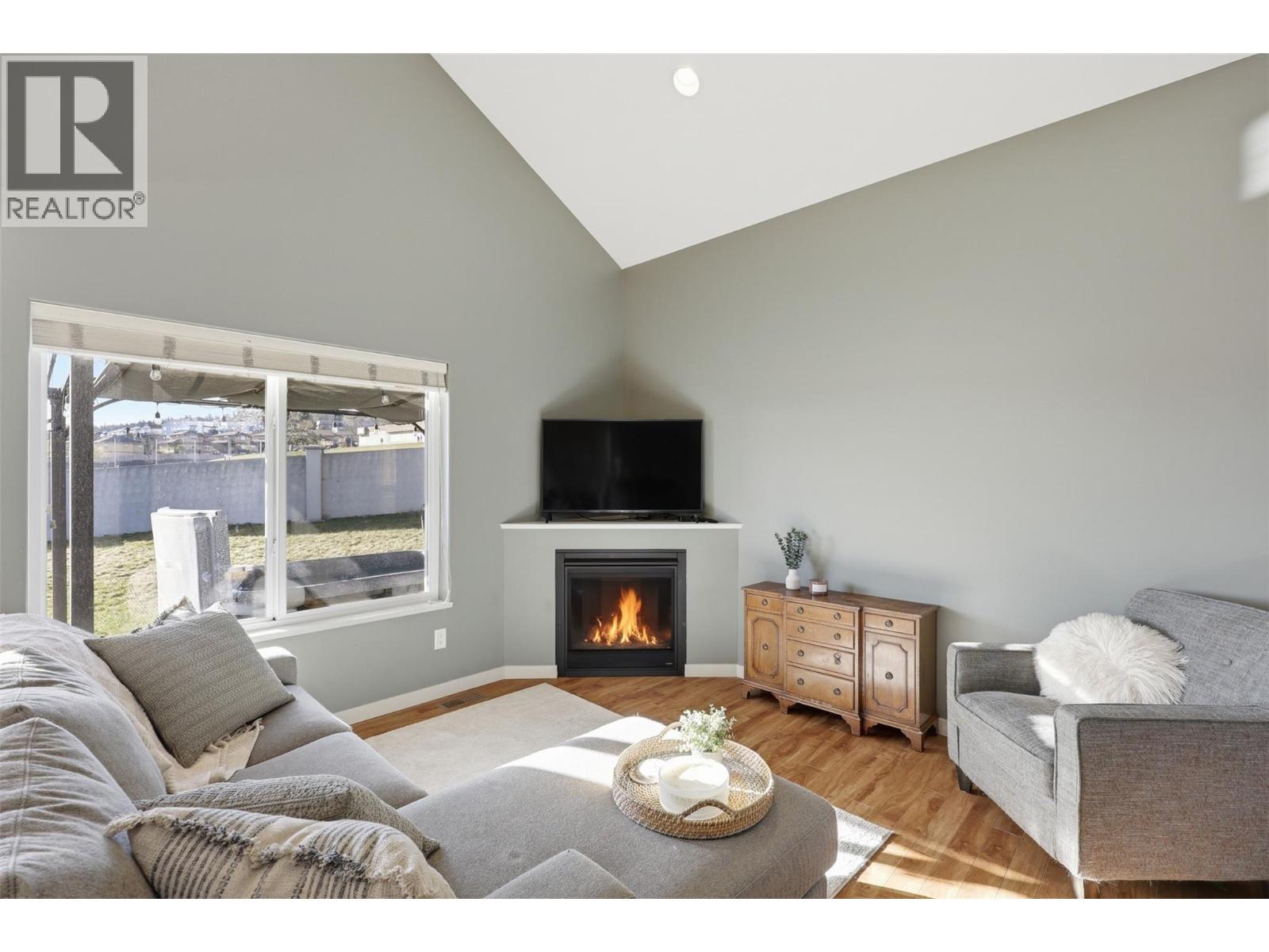 1250 Aberdeen Drive Unit# 7, Kamloops, British Columbia  V1S 0C1 - Photo 7 - 10383429