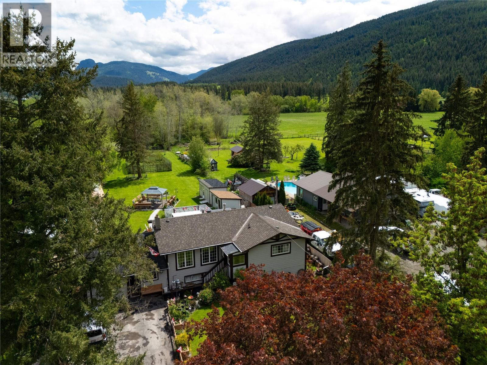 170 Whitevale Road, Lumby, British Columbia  V0E 2G7 - Photo 42 - 10384535
