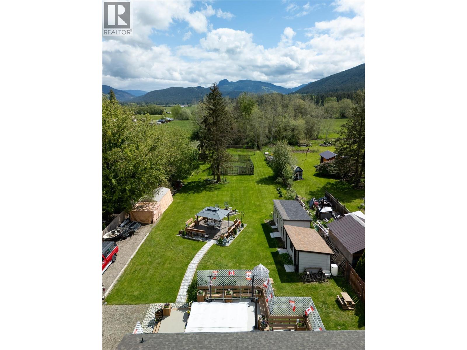 170 Whitevale Road, Lumby, British Columbia  V0E 2G7 - Photo 46 - 10384535