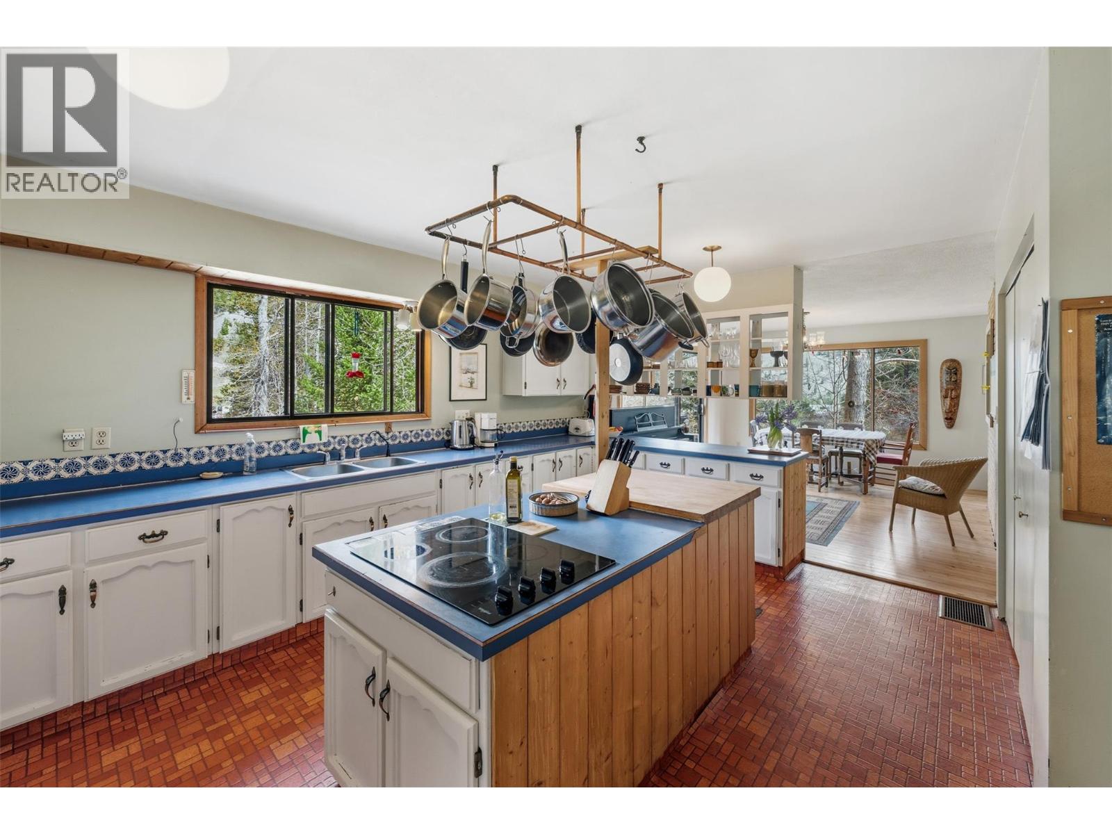 128 Farleigh Lake Road, Penticton, British Columbia  V2A 0E6 - Photo 36 - 10383702