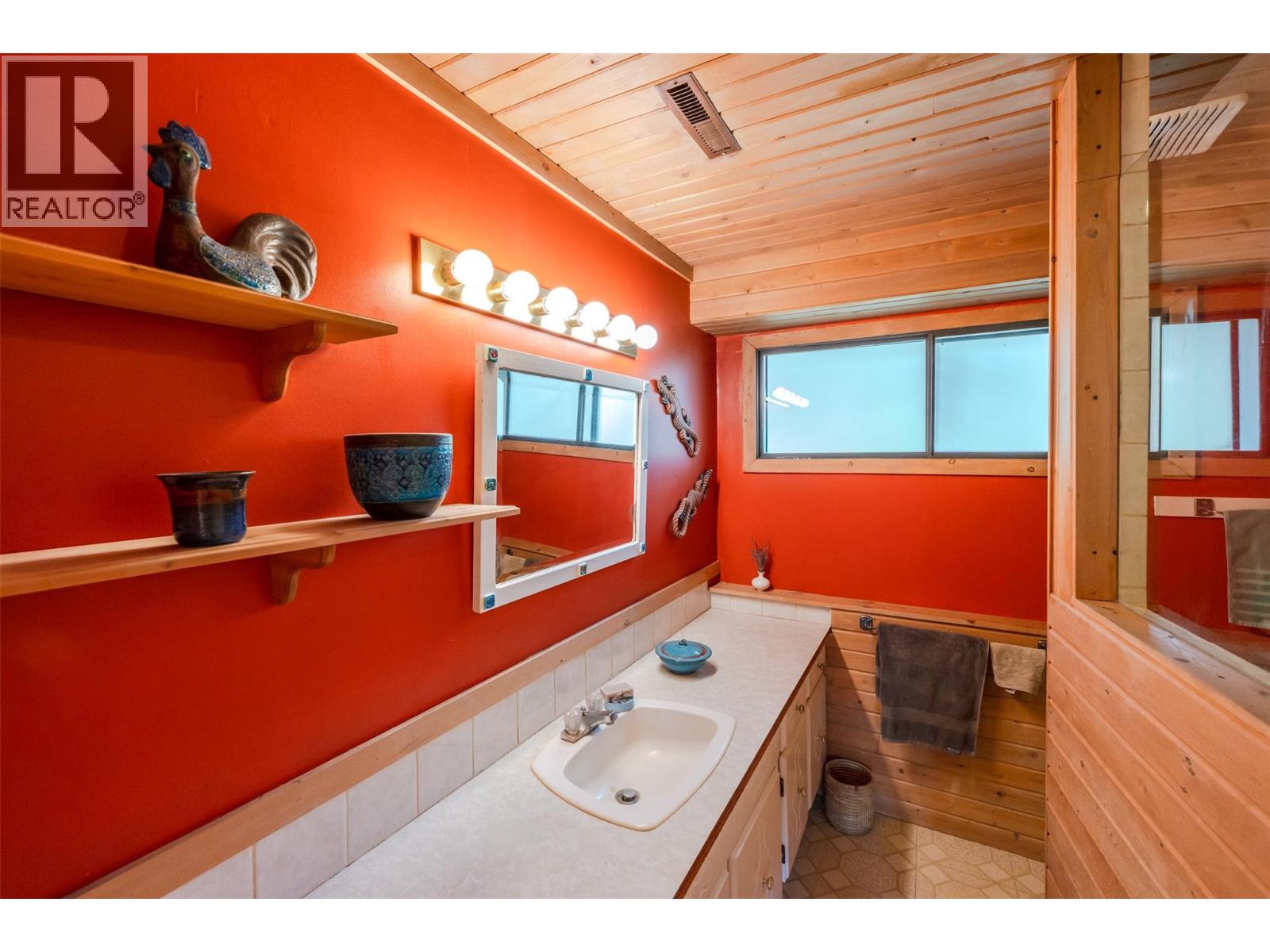 128 Farleigh Lake Road, Penticton, British Columbia  V2A 0E6 - Photo 65 - 10383702