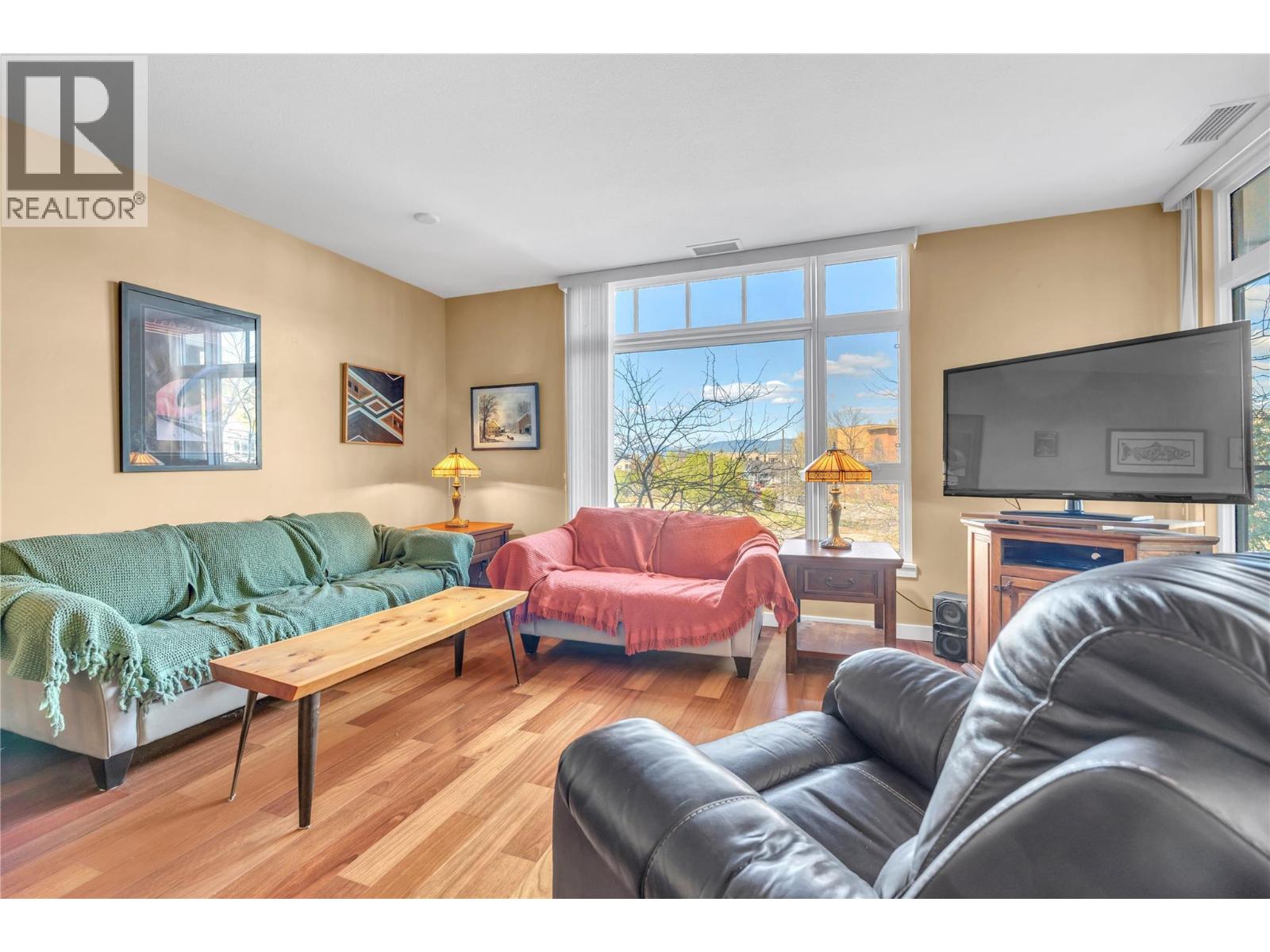 3301 Skaha Lake Road Unit# 201, Penticton, British Columbia  V2A 6G6 - Photo 12 - 10382146