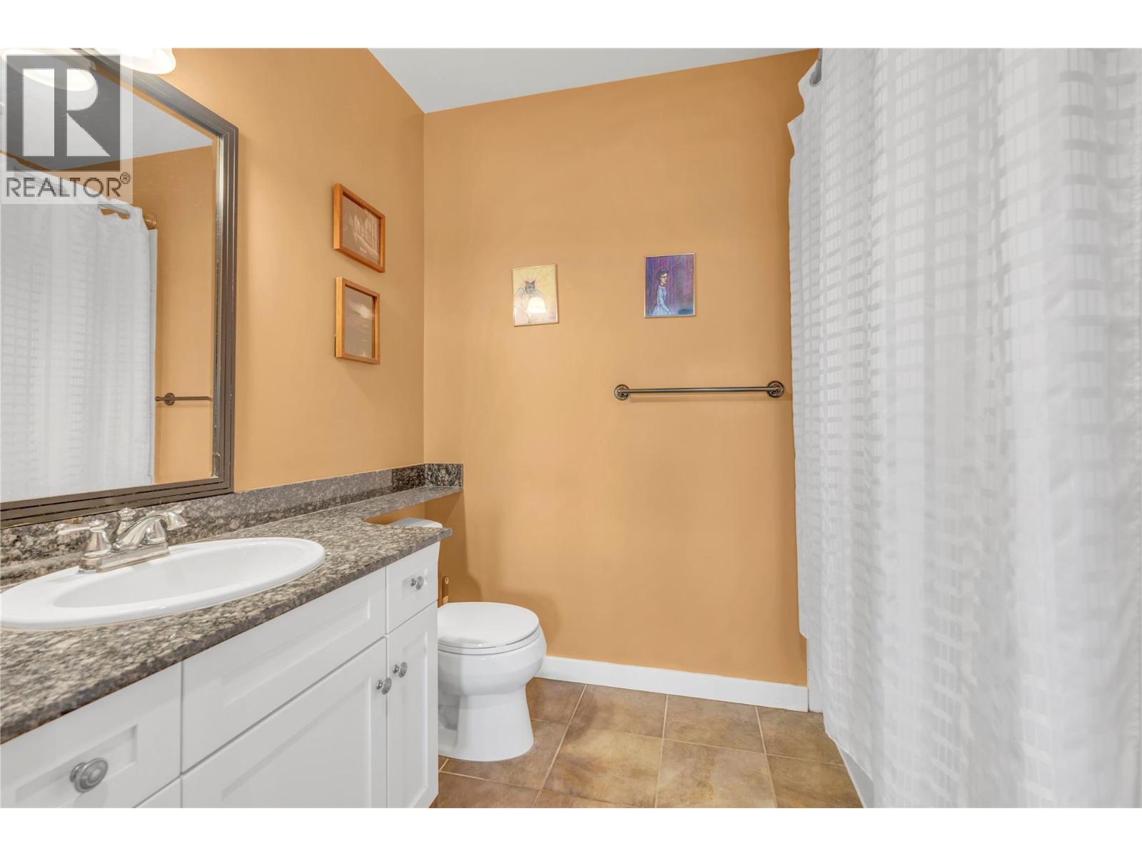 3301 Skaha Lake Road Unit# 201, Penticton, British Columbia  V2A 6G6 - Photo 18 - 10382146