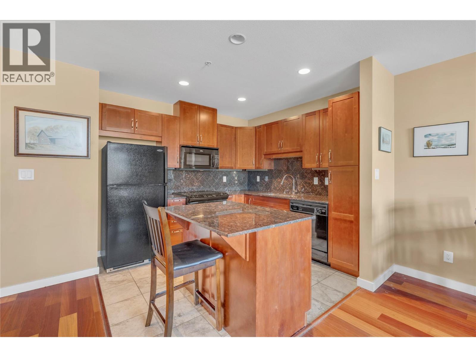 3301 Skaha Lake Road Unit# 201, Penticton, British Columbia  V2A 6G6 - Photo 6 - 10382146