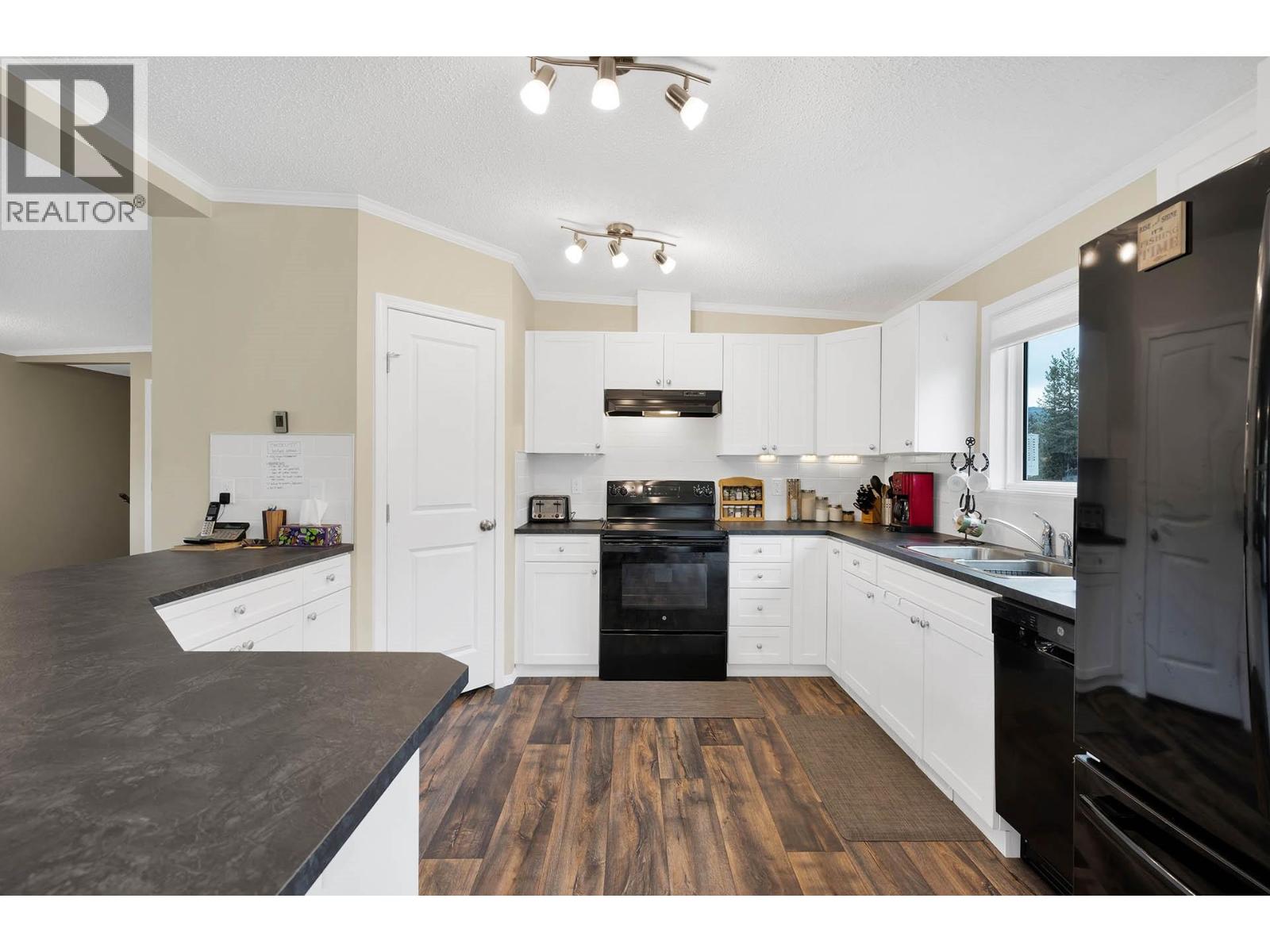 3090 Buffalo Springs Road, Barriere, British Columbia  V0E 1E0 - Photo 12 - 10384536