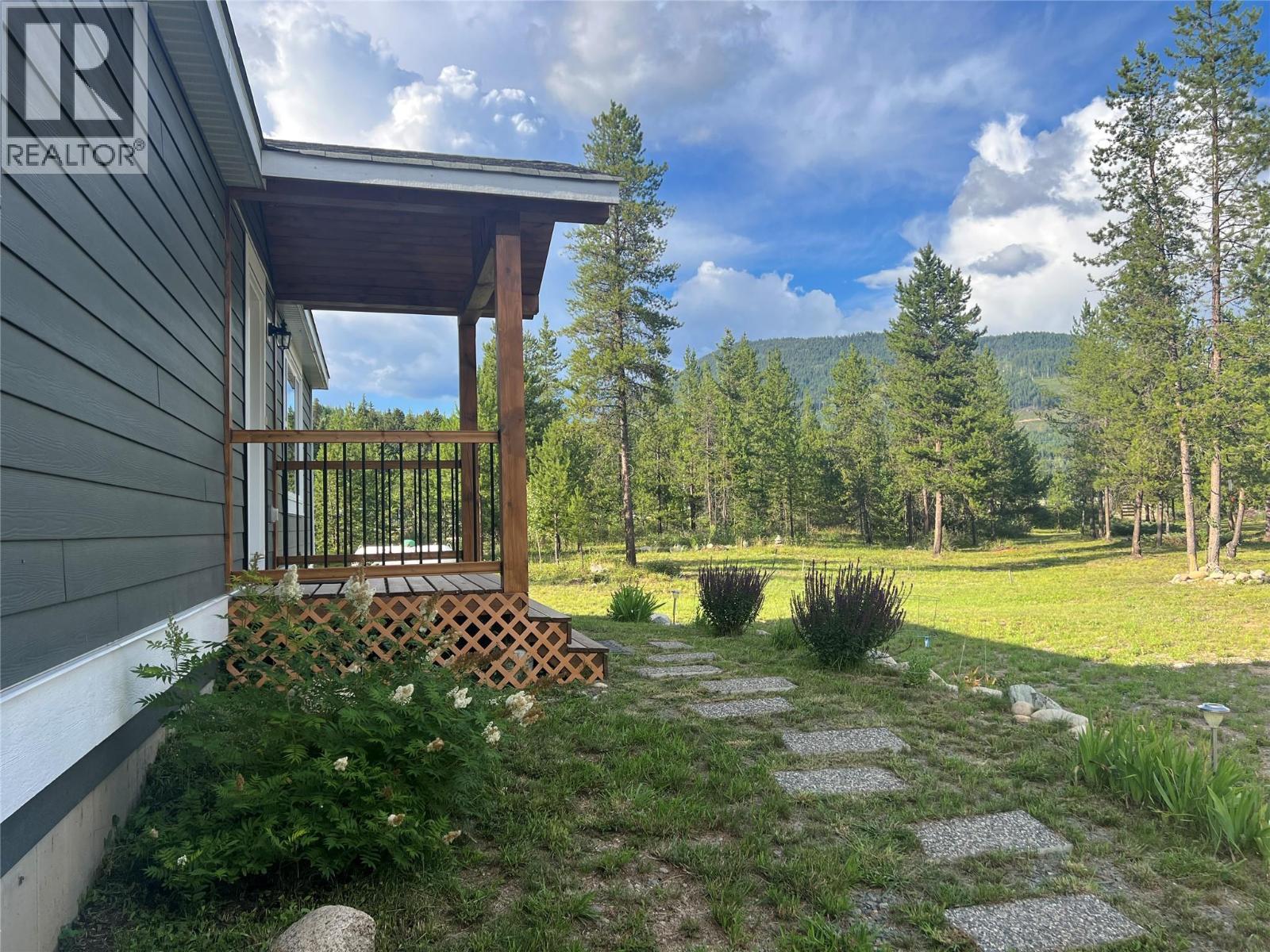 3090 Buffalo Springs Road, Barriere, British Columbia  V0E 1E0 - Photo 7 - 10384536