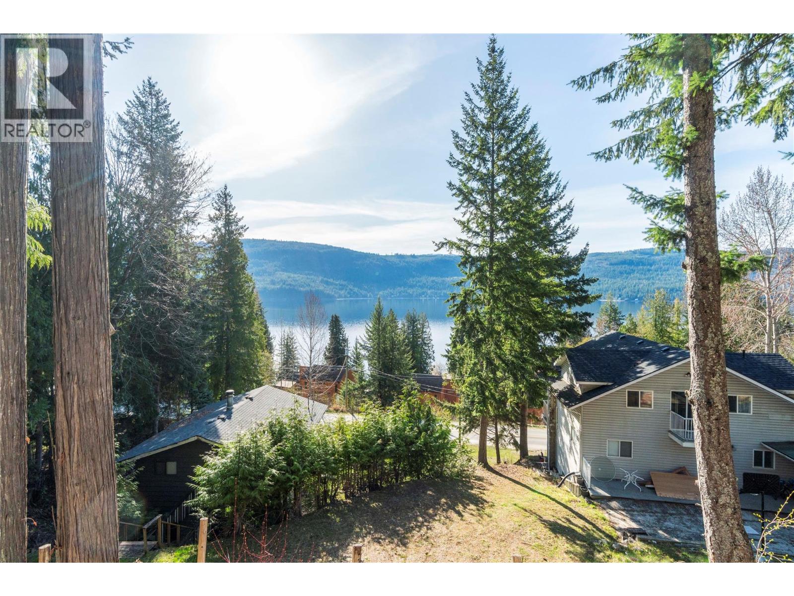 8698 Penwith Way, St. Ives, British Columbia  V0E 1M9 - Photo 7 - 10384525