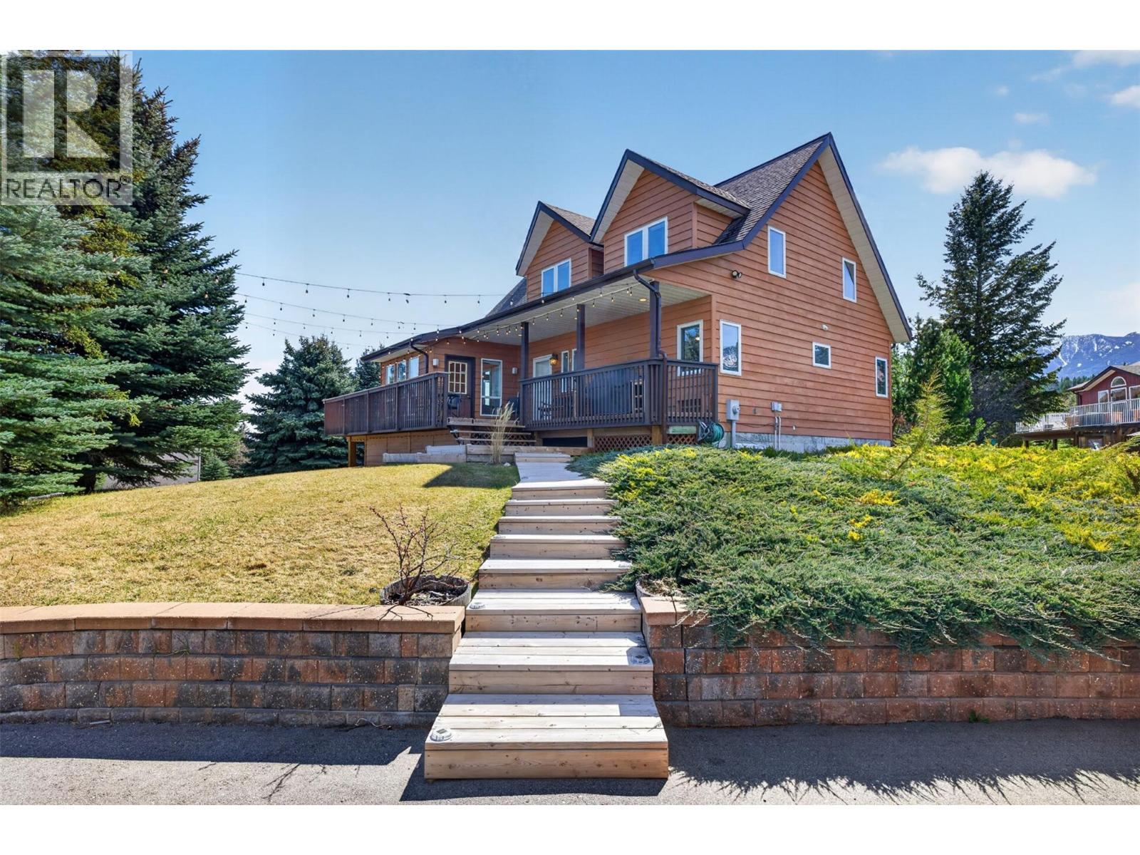 4484 Spruce Bay, Fairmont Hot Springs, British Columbia  V0B 1L2 - Photo 10 - 10384391