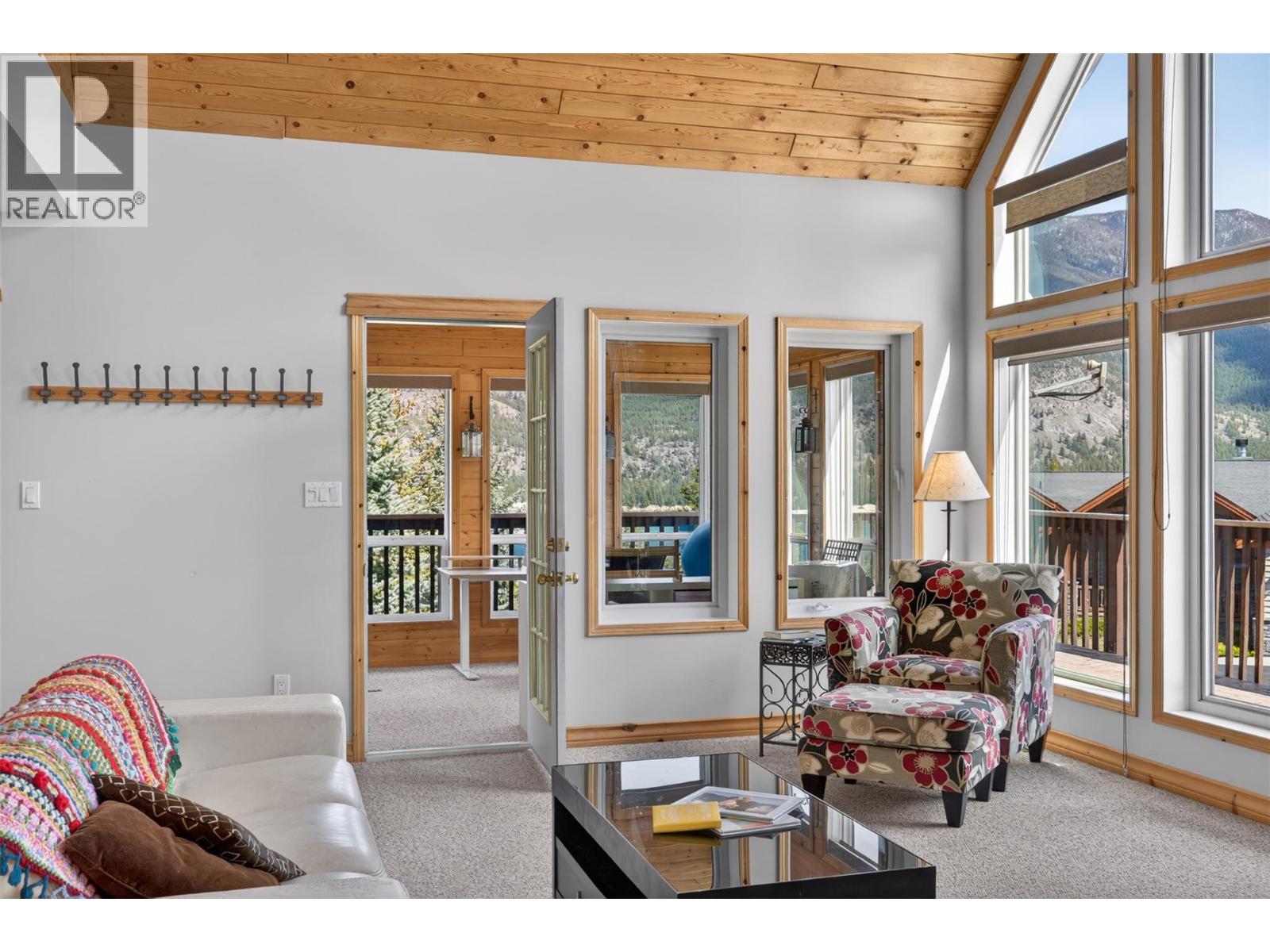 4484 Spruce Bay, Fairmont Hot Springs, British Columbia  V0B 1L2 - Photo 24 - 10384391