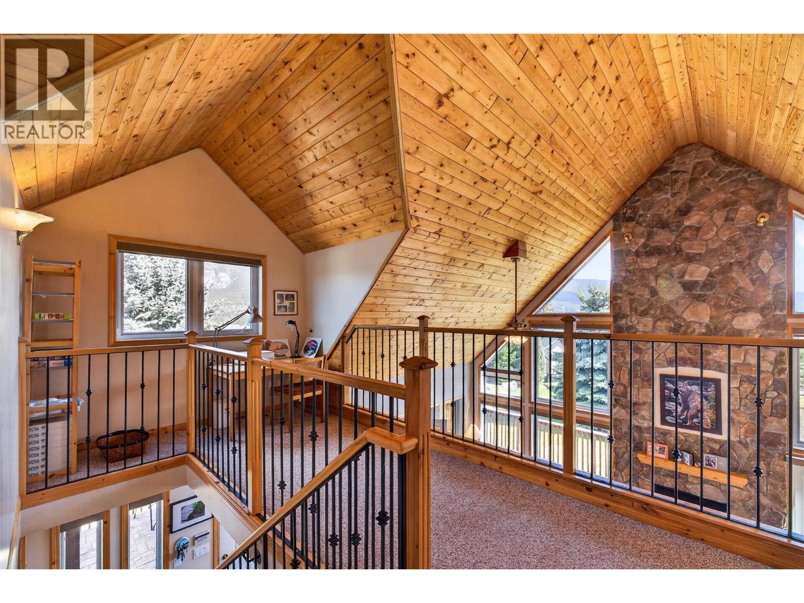 4484 Spruce Bay, Fairmont Hot Springs, British Columbia  V0B 1L2 - Photo 31 - 10384391