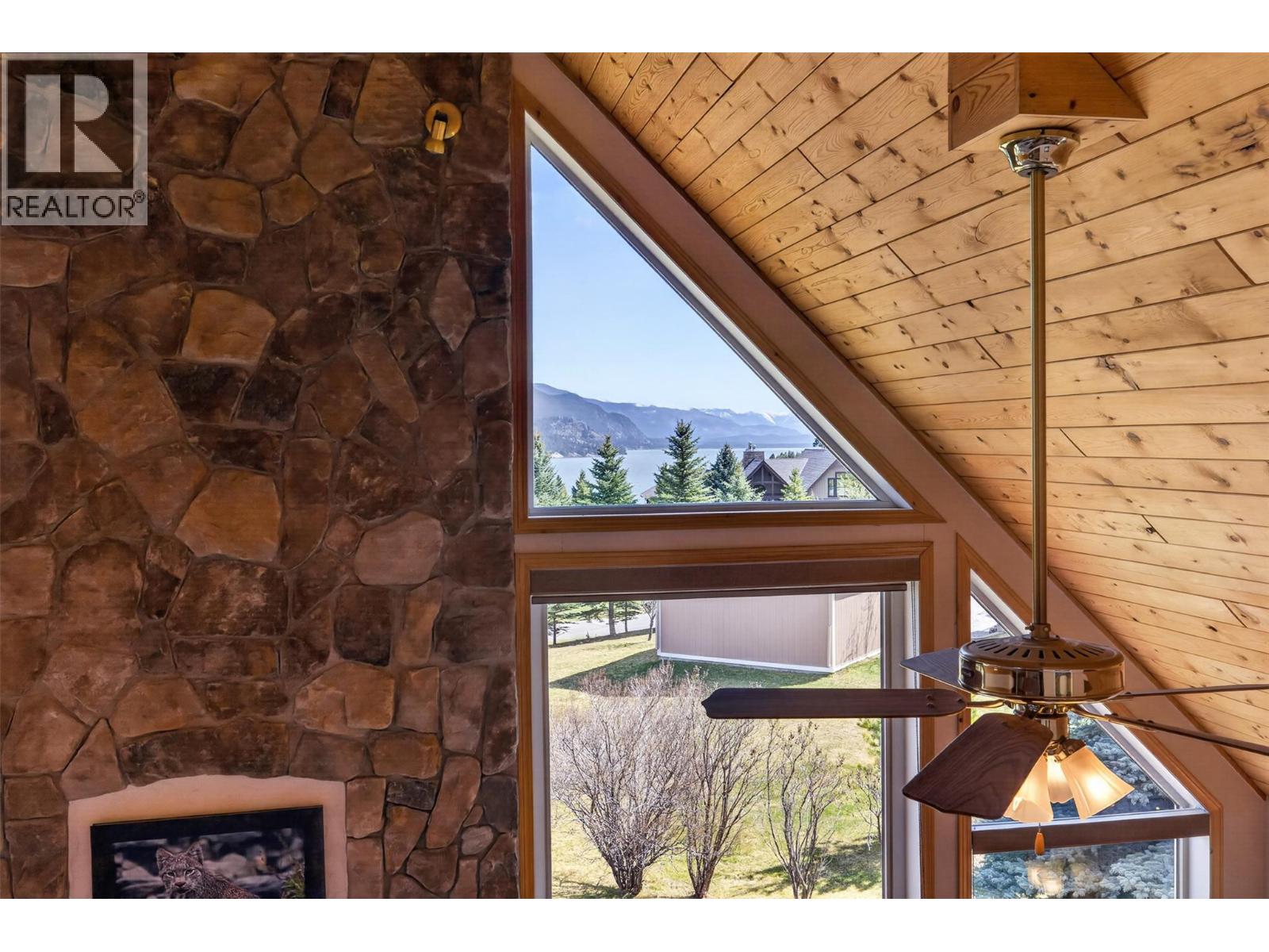 4484 Spruce Bay, Fairmont Hot Springs, British Columbia  V0B 1L2 - Photo 34 - 10384391