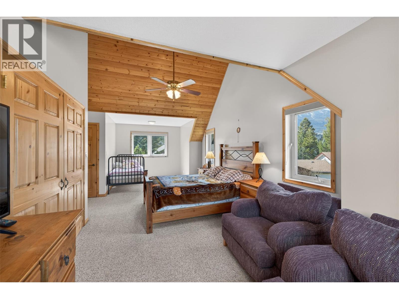 4484 Spruce Bay, Fairmont Hot Springs, British Columbia  V0B 1L2 - Photo 38 - 10384391