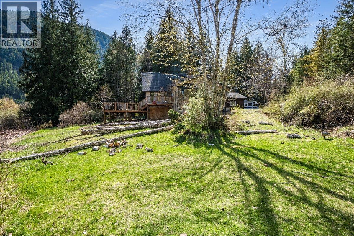 4408 Slocan  River Road, Winlaw, British Columbia  V0G 2J0 - Photo 38 - 10384353