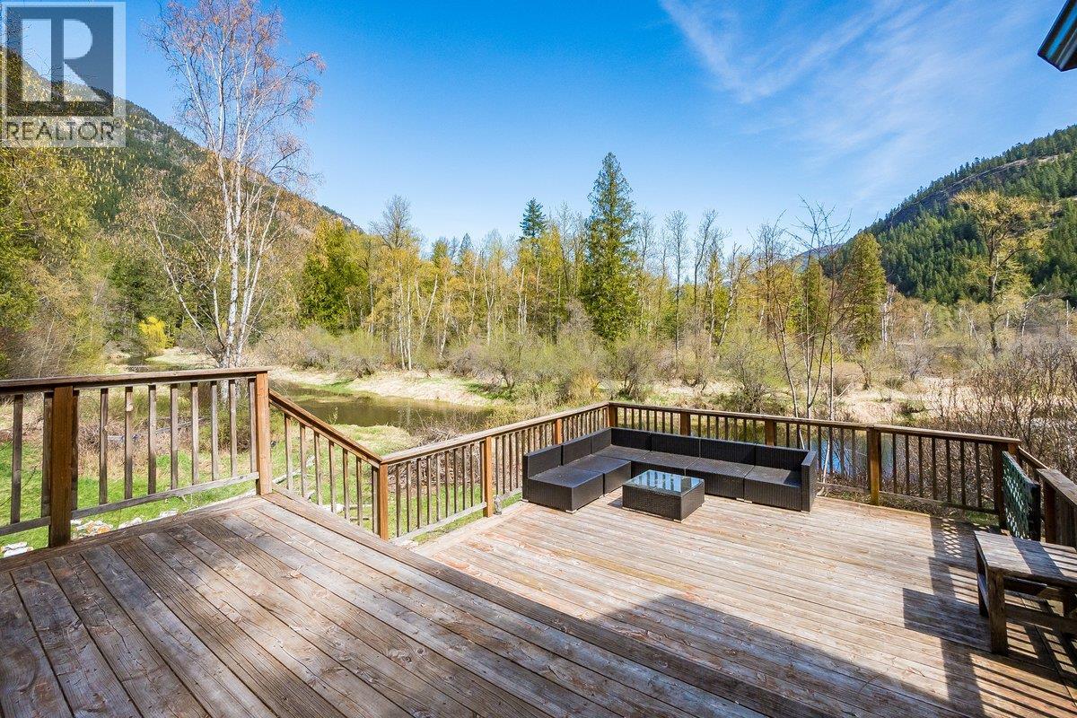 4408 Slocan  River Road, Winlaw, British Columbia  V0G 2J0 - Photo 42 - 10384353
