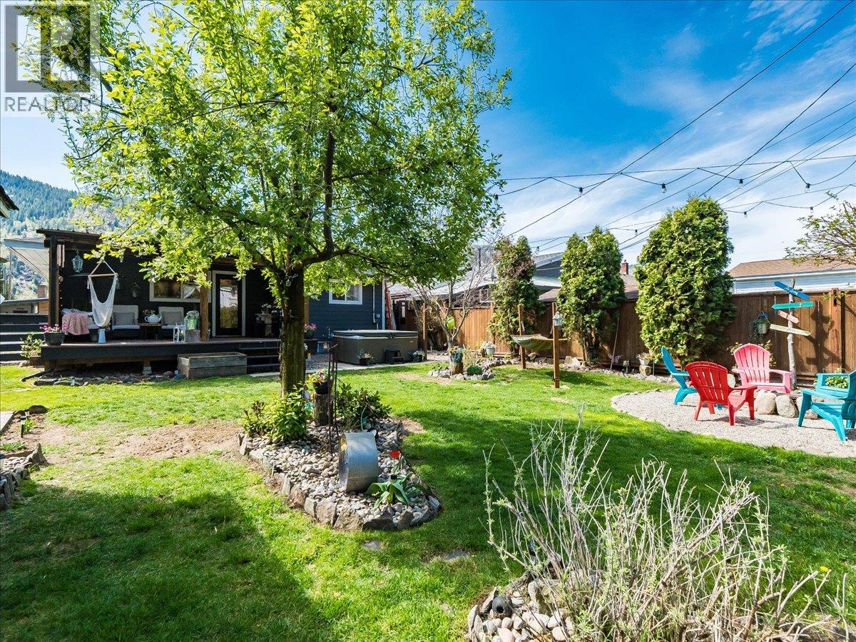 3461 Aster Drive, Trail, British Columbia  V1R 2X2 - Photo 45 - 10384382