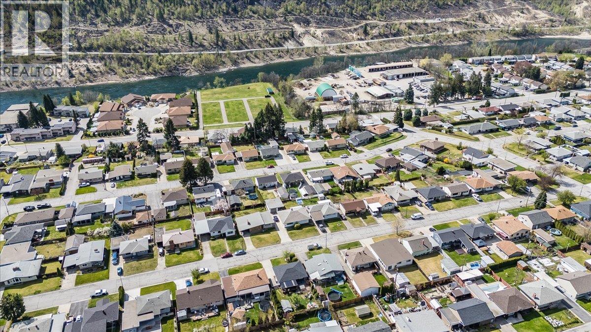 3461 Aster Drive, Trail, British Columbia  V1R 2X2 - Photo 61 - 10384382