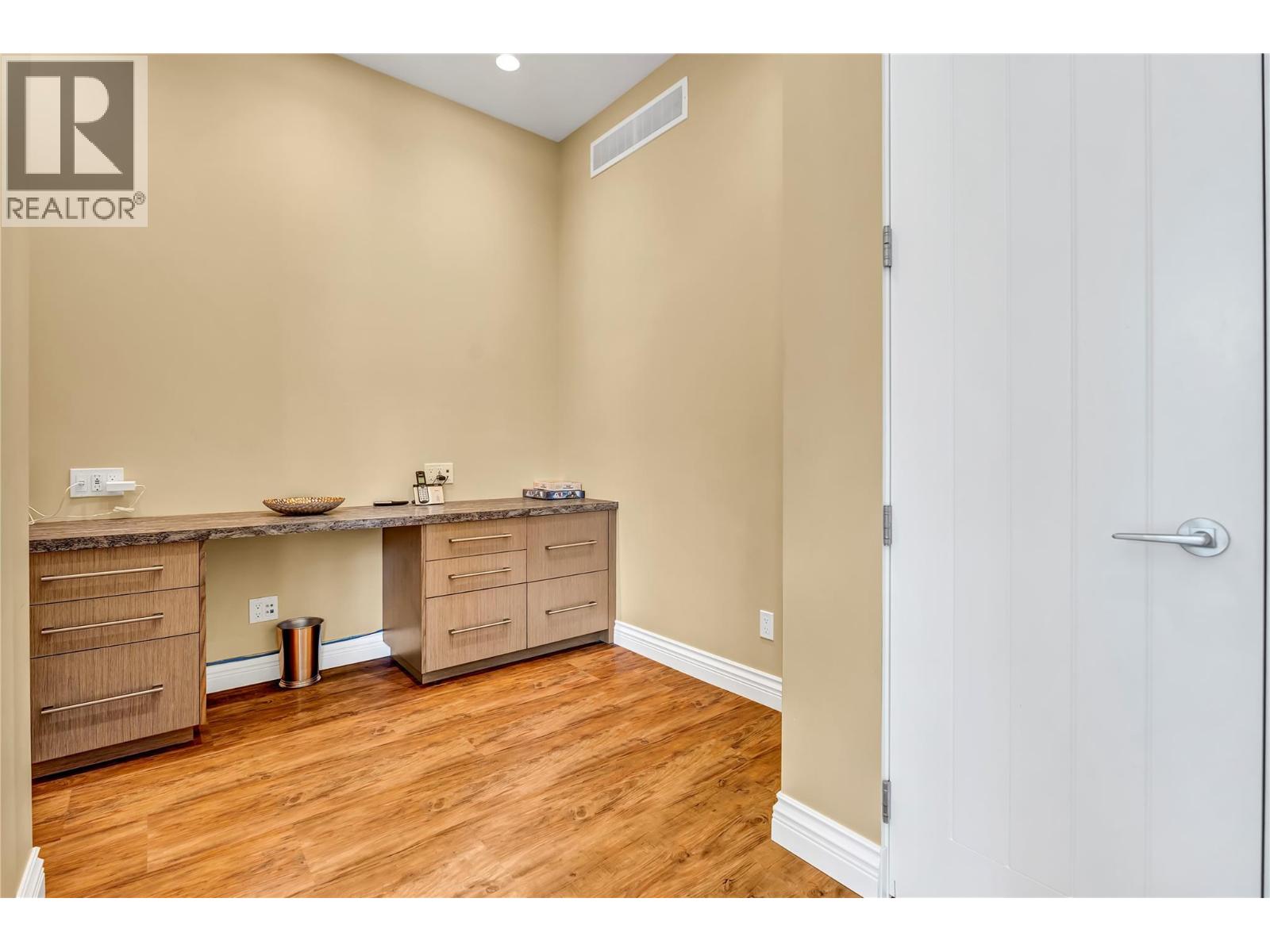 121 Flagstone Rise, Naramata, British Columbia  V0H 1N0 - Photo 39 - 10384543