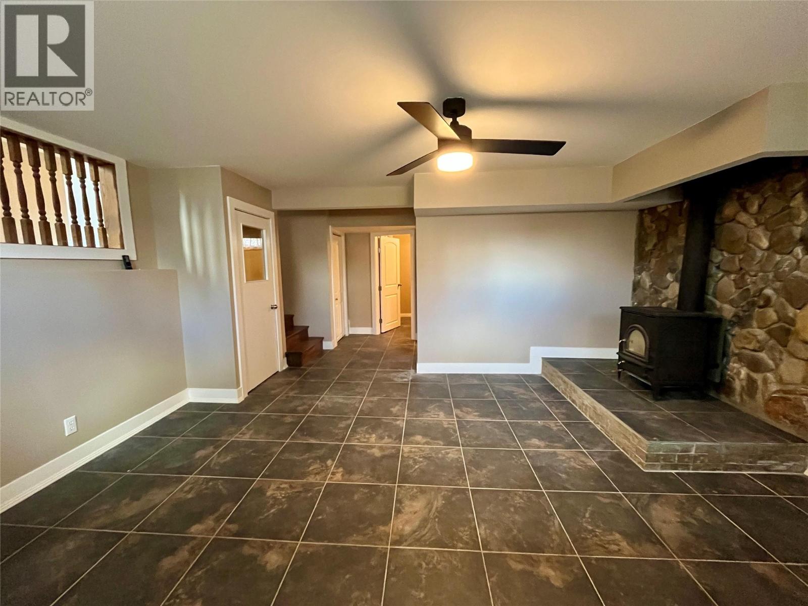 148 Gwillim Crescent, Tumbler Ridge, British Columbia  V0C 2W0 - Photo 17 - 10384434