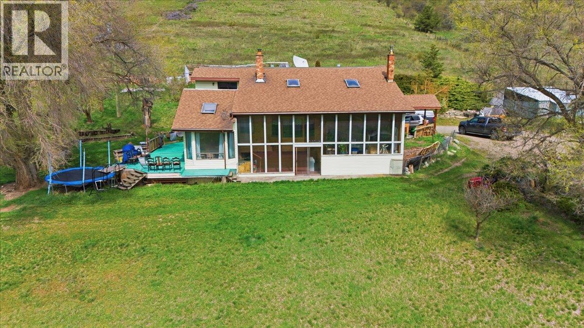 8163 Buchanan Road, Coldstream, British Columbia  V1B 3B8 - Photo 1 - 10384330