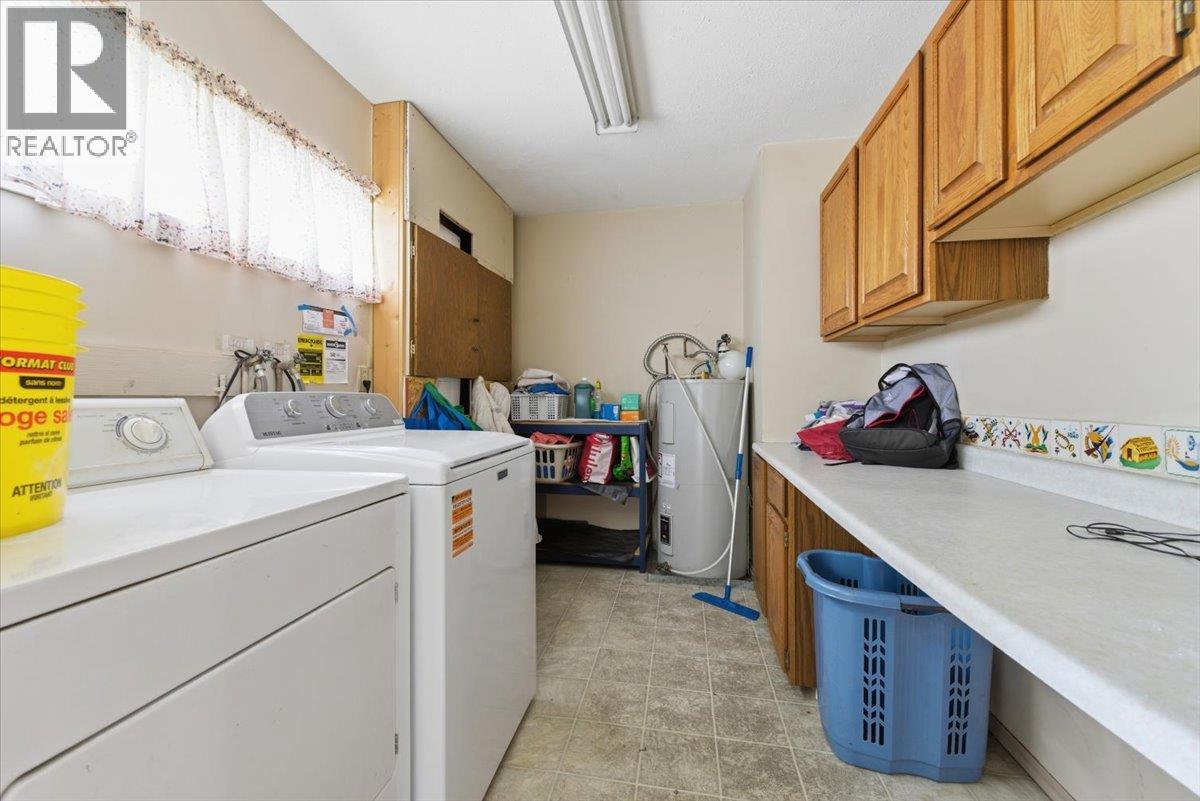 8163 Buchanan Road, Coldstream, British Columbia  V1B 3B8 - Photo 12 - 10384330