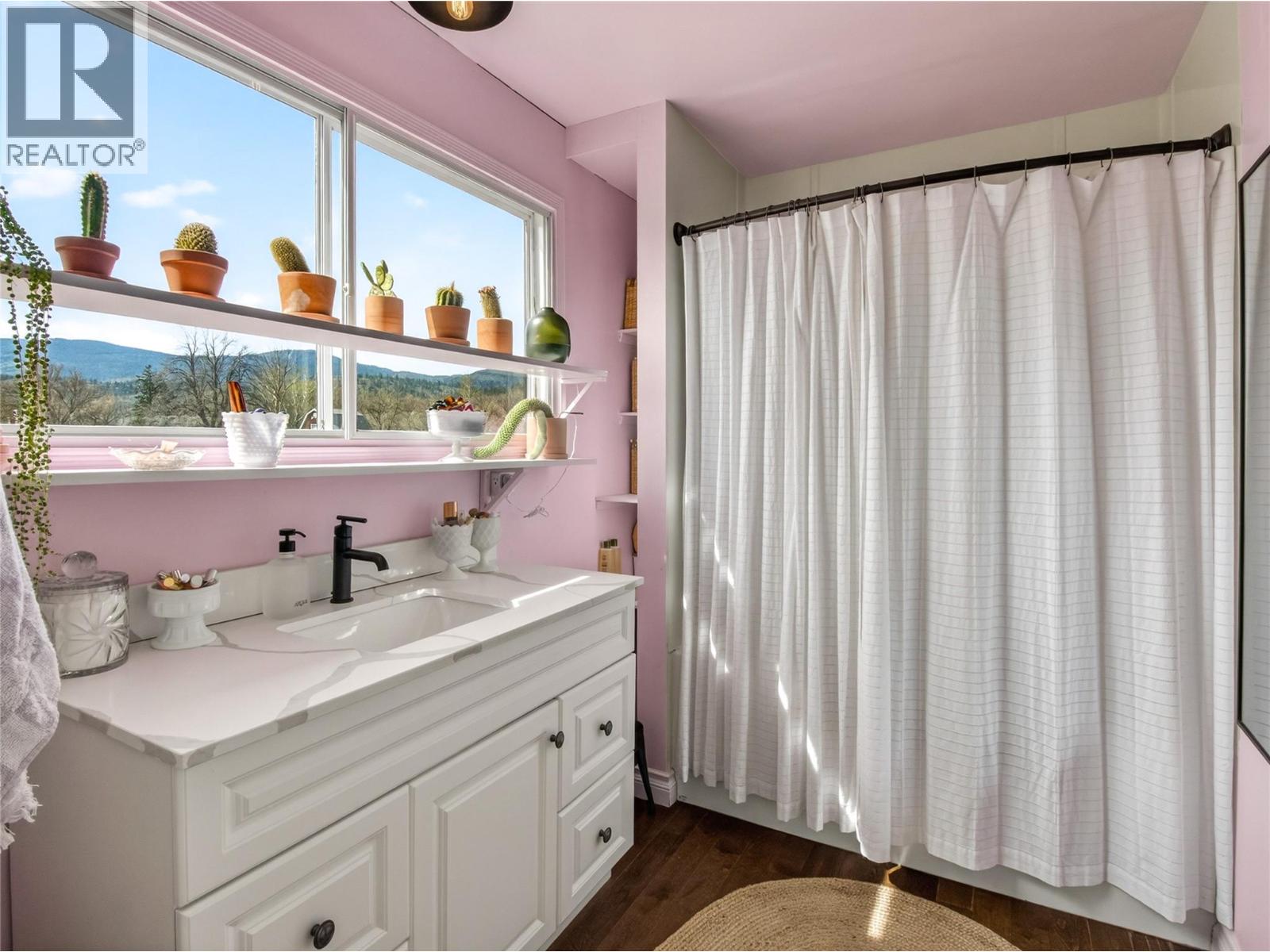 8114 River Road, Oliver, British Columbia  V0H 1T7 - Photo 33 - 10378400