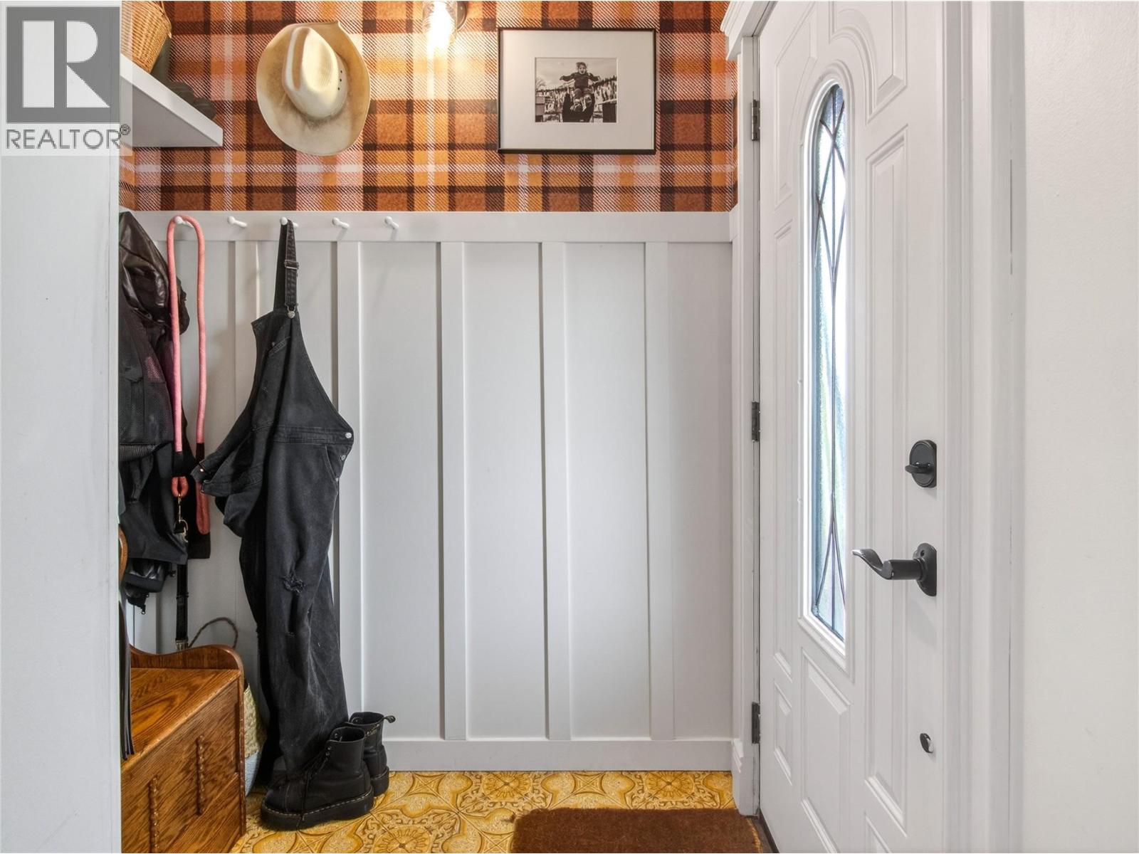 8114 River Road, Oliver, British Columbia  V0H 1T7 - Photo 35 - 10378400