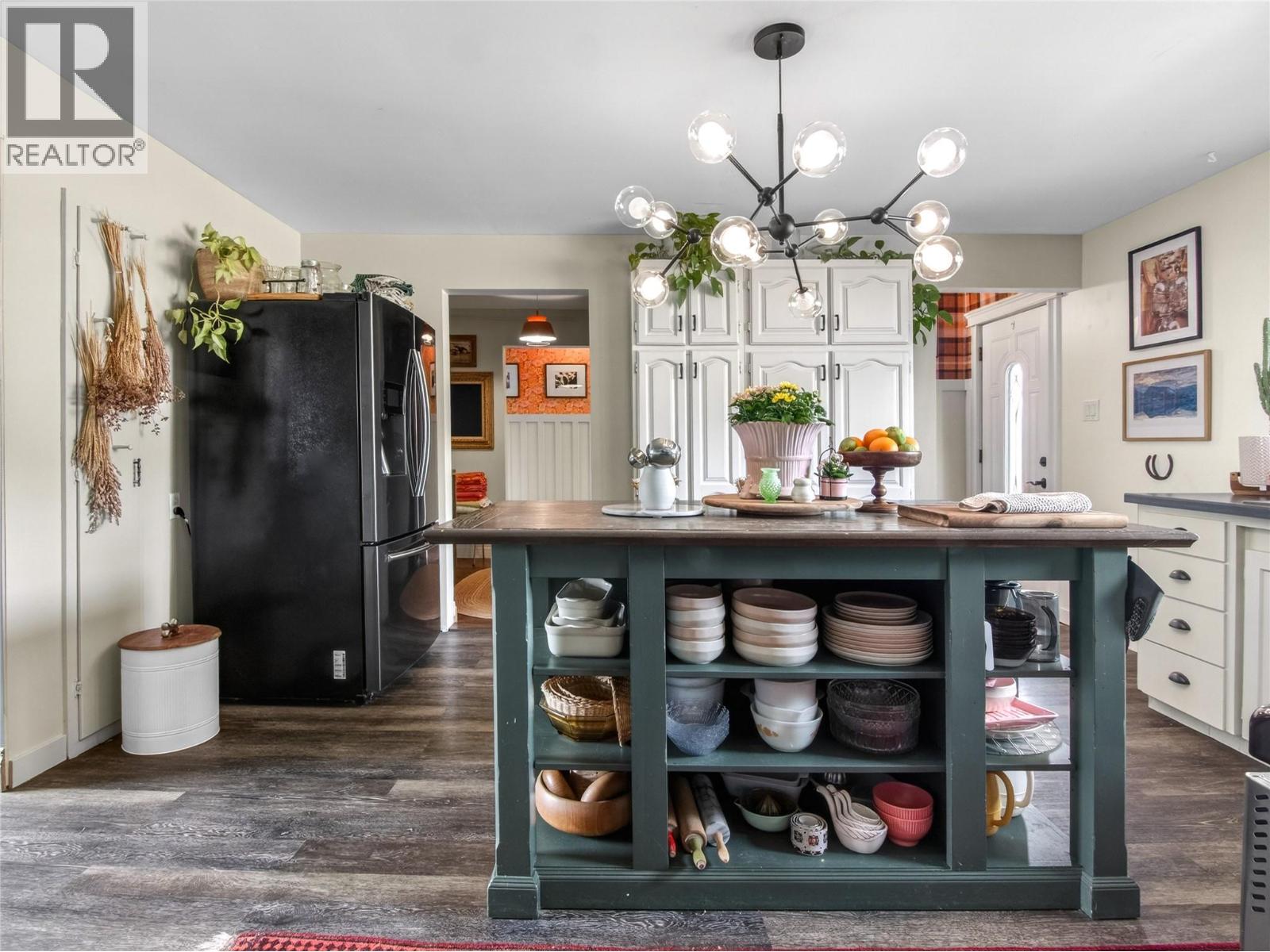 8114 River Road, Oliver, British Columbia  V0H 1T7 - Photo 8 - 10378400