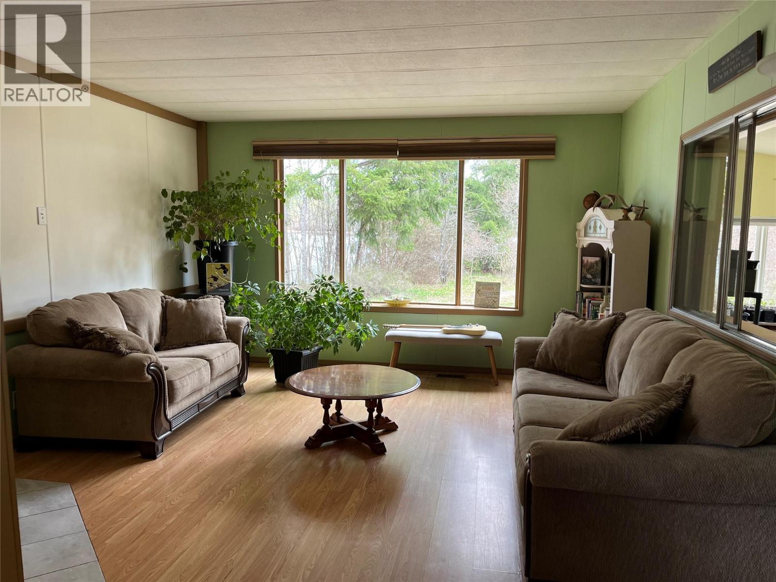 361 Ridge Drive Unit# 4, Clearwater, British Columbia  V0E 1N2 - Photo 3 - 10384557