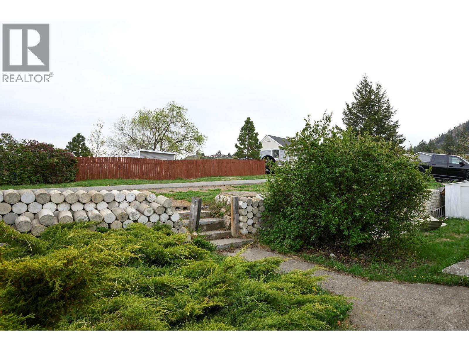 861 Klahanie Drive, Kamloops, British Columbia  V2C 5R1 - Photo 14 - 10384518