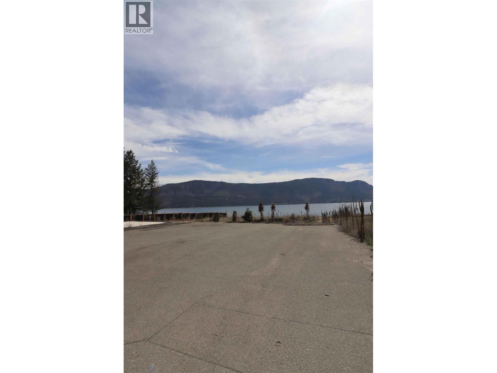 1497 Little Shuswap Lake Road, Chase, British Columbia  V0E 1M2 - Photo 10 - 10383450