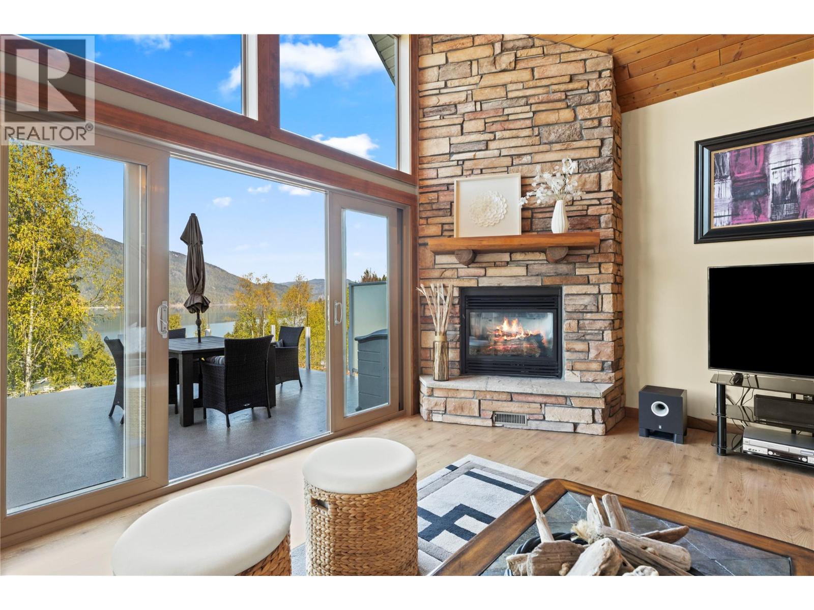 6421 Eagle Bay Road Unit# 73, Eagle Bay, British Columbia  V0E 1T0 - Photo 19 - 10381217