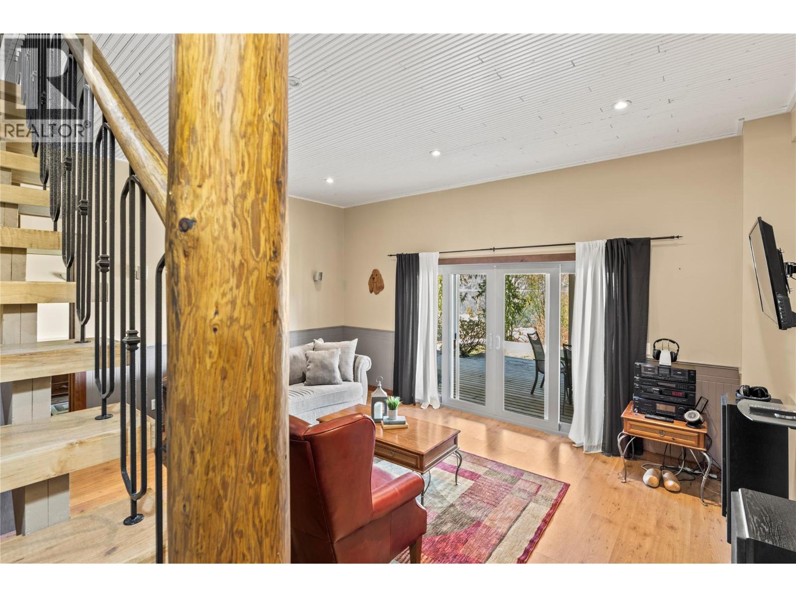 6421 Eagle Bay Road Unit# 73, Eagle Bay, British Columbia  V0E 1T0 - Photo 34 - 10381217