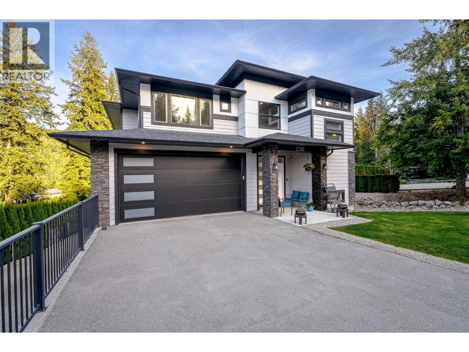 2790 Mountview Drive, Blind Bay, British Columbia  V0E 1H1 - Photo 2 - 10384426