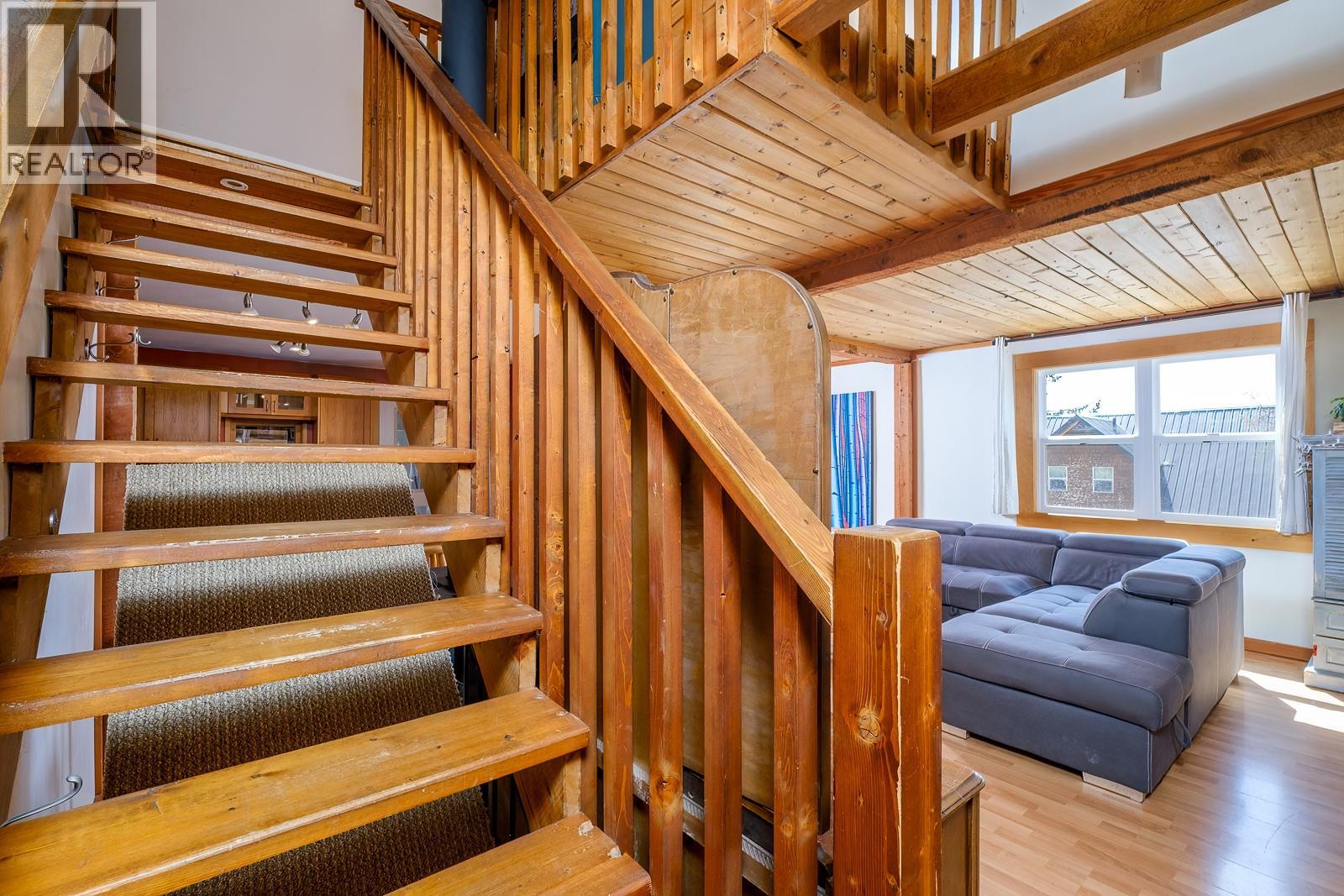 2034 Cliff Street, Rossland, British Columbia  V0G 1Y0 - Photo 28 - 10383399