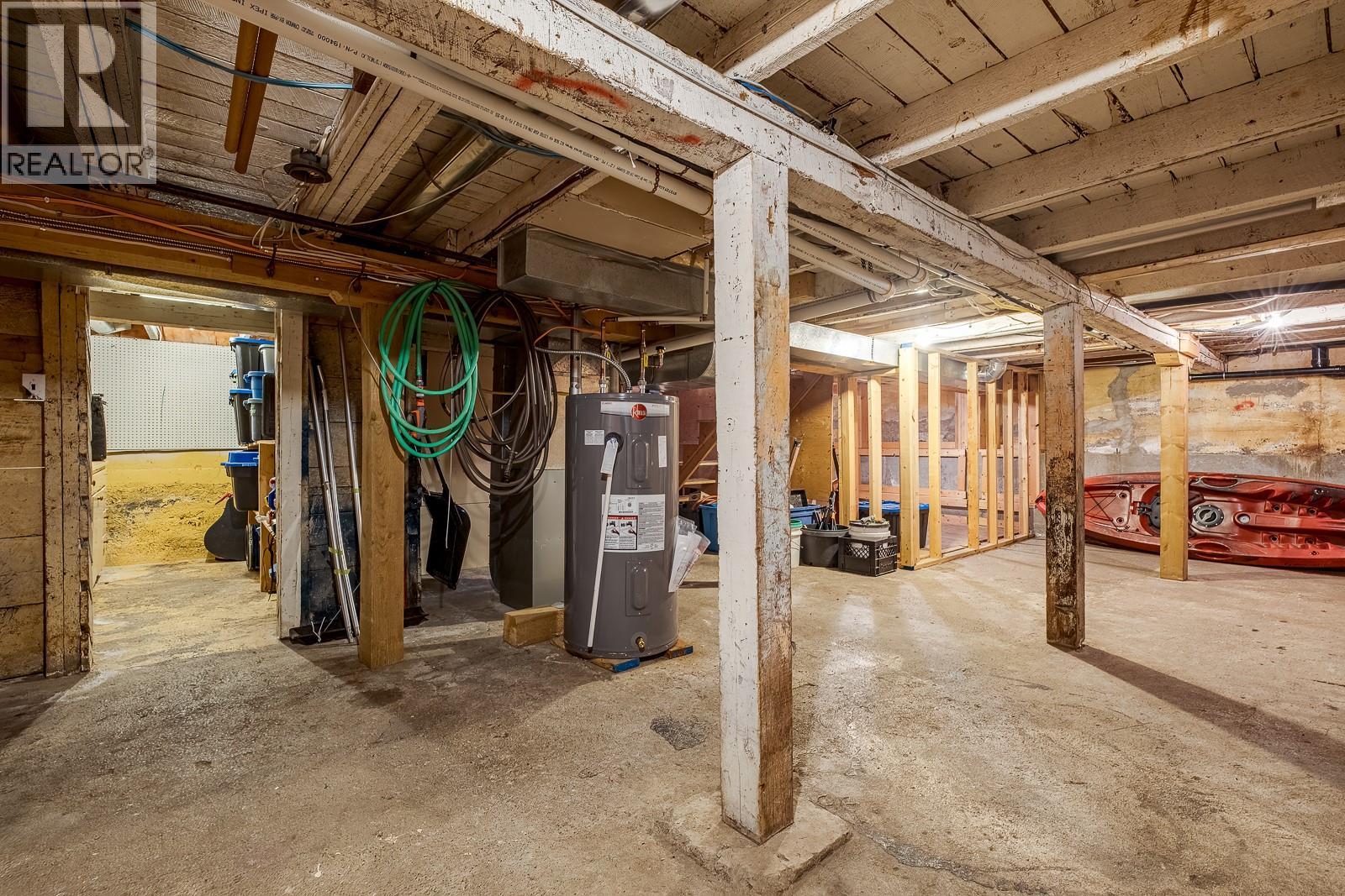 2034 Cliff Street, Rossland, British Columbia  V0G 1Y0 - Photo 40 - 10383399