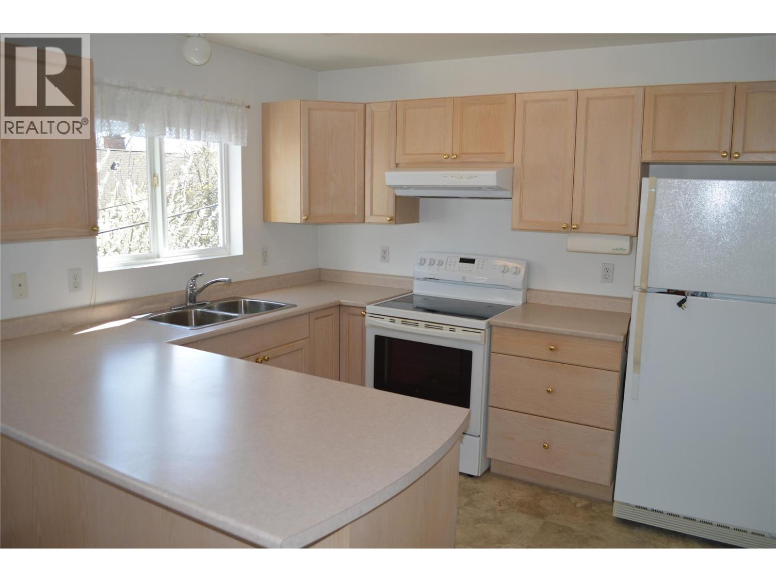 7140 4th Street Unit# 200, Grand Forks, British Columbia  V0H 1H0 - Photo 6 - 10384199